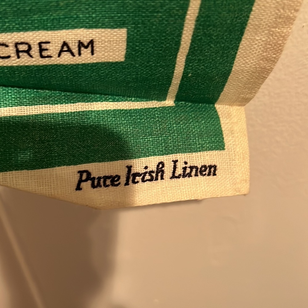 Vintage Irish Tea Towel by Dunmoy. - Picture 2 of 11